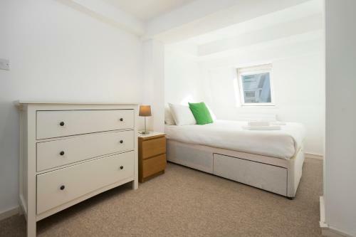 Trafalgar House Apartment Two