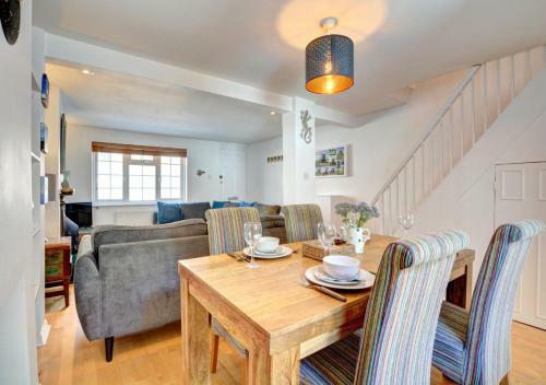 Cheltenham Cottage