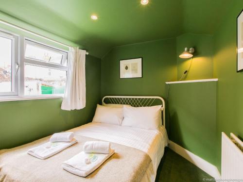 Exquisite 3bdr Botanical Oasis In Central Brighton