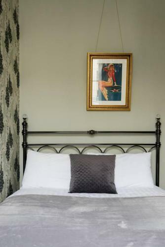 Classic Elegance - Regency Apartment With Period Features
