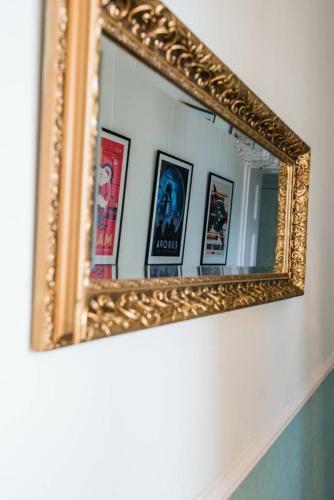 Classic Elegance - Regency Apartment With Period Features