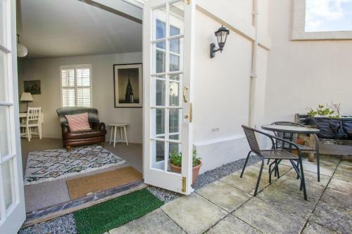 Arundel Mews