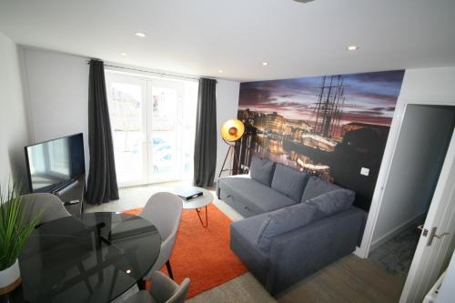 Brunel Loft Apartments - Ya