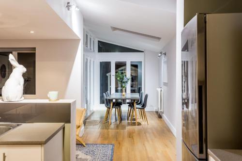Apartamentos The Modern Classic - Contemporary & Elegant 3bdr Home