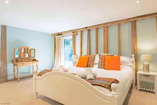 Great Higham Barn And Cottages