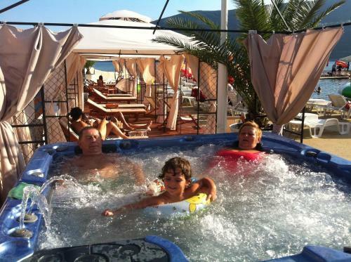 Boka Bay Apartments