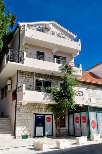 Hostal Apartments Pavlovic