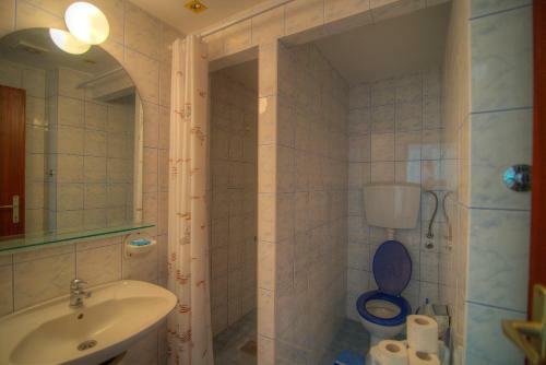 Apartments Laros