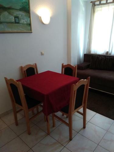 Apartments Laros