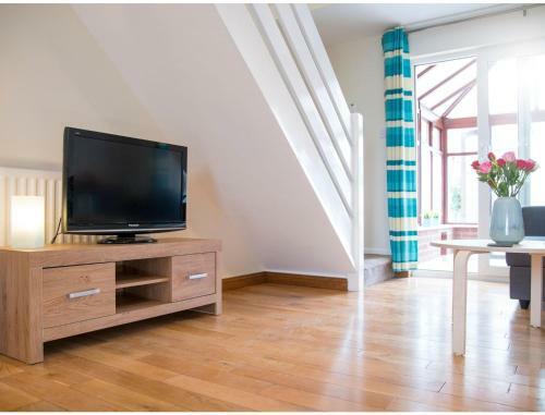 Hostal Modern House Close To Stadiums & Centre W/parking