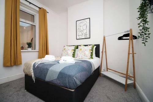 Adamsdown Lodge By Staybc