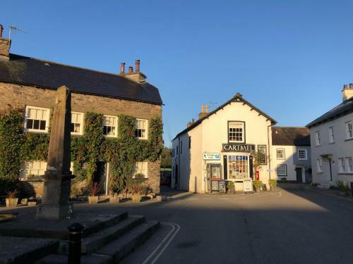 Cartmel Square Bed & Breakfast