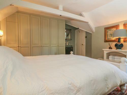 4 Maidens Row