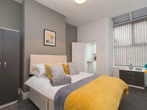Hostal Townhouse @ 166 Ruskin Road Crewe