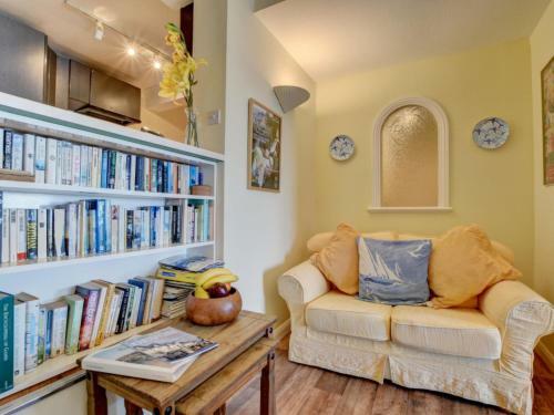 Apartment Flat 8 Clifton Court