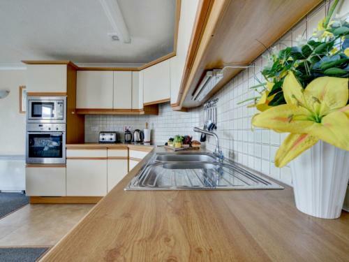 Apartment Flat 28 Clifton Court