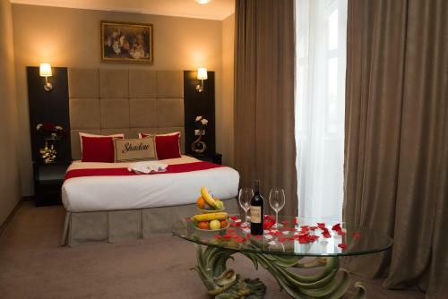 Gloria Hotel