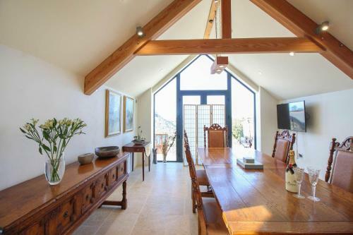 Carleon Lodge