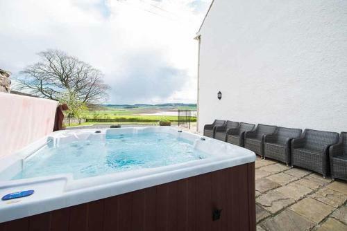 Balmeadowside Farmhouse Near Cupar Fife