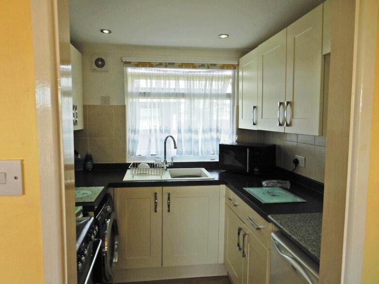 Sheena's Dartmouth Chalets