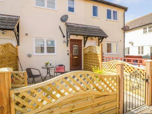 5 Malting Court