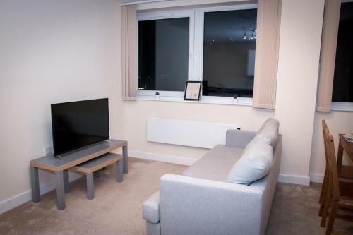 Apartamento Secure Contractor Housing With Free Wifi