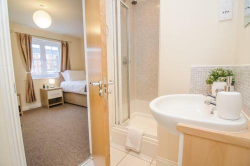 Sargeson Apartment