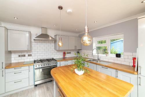City Visits - Ettington Close, Nec, Bhx, Blythe Valley Solihull