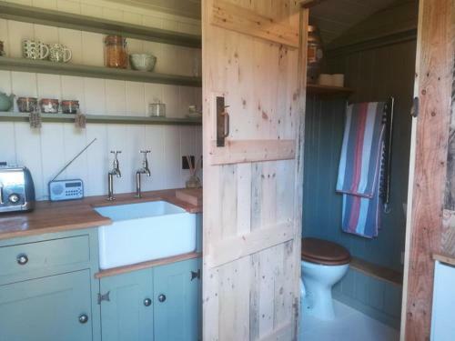 Agroturismo Gaggle Of Geese Pub & Shepherd Huts