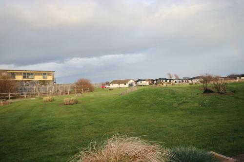 43b Medmerry Park 2 Bedroom Chalet - No Manual Workers Allowed