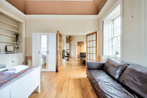 Apartamento Guestready - Cosy 2br Top Floor Apt At World's End