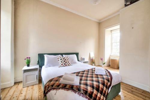 Apartamento Guestready - Cosy 2br Top Floor Apt At World's End