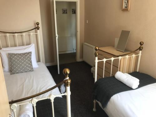 Crags View Apartment On The Royal Mile