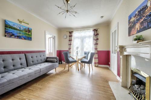 Pilton Avenue House