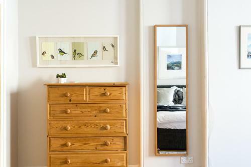 Apartamento Beautiful, Traditional 2 Bedroom Main Door Flat