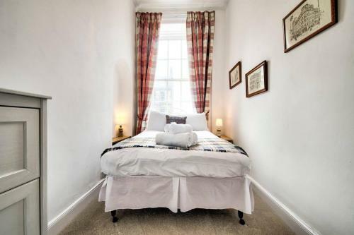 Altido Spacious And Stylish 4-bed Georgian Apartment