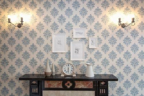 Bright Spacious Edinburgh City Centre Apartment