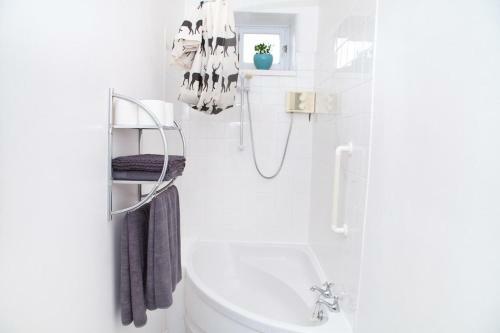 Apartamento Bright & Quiet Edinburgh Home Free Parking