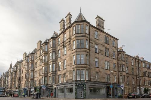 Bruntsfield Place - Beautiful 2 Bed Apartment With Spectacular Views!