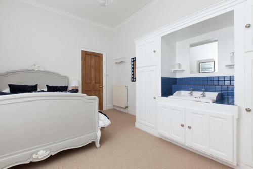 Traditional Luxury Apartment Sleeps 10