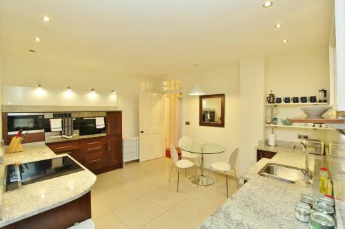 Apartamento 3 Bed Apt In Historic Ramsay Garden