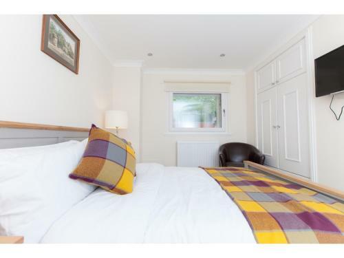 Apartamento Historic Stone Built 4br Cottage For 8 W/parking