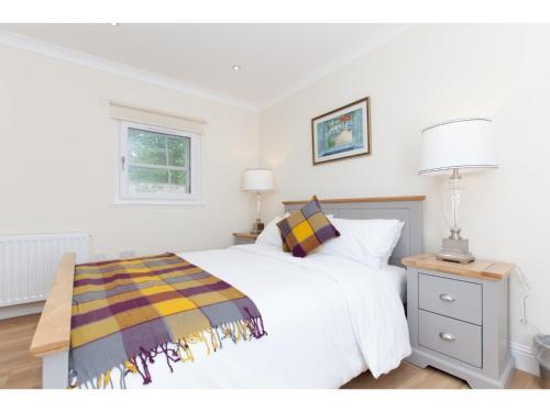 Apartamento Historic Stone Built 4br Cottage For 8 W/parking