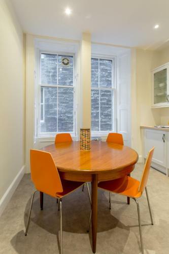 Apartamento Altido Spacious 3-bed By The Meadows