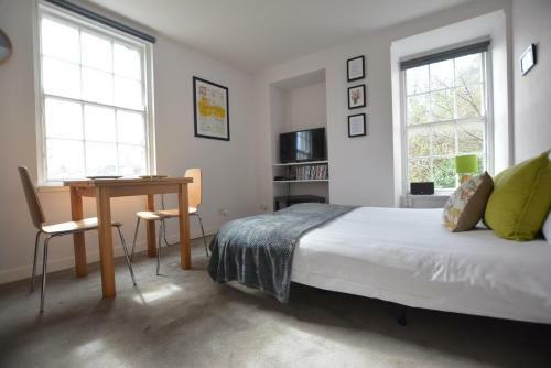 Apartamento The Bolthole - Fantastic Old Town Location!
