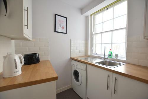 Apartamento The Bolthole - Fantastic Old Town Location!