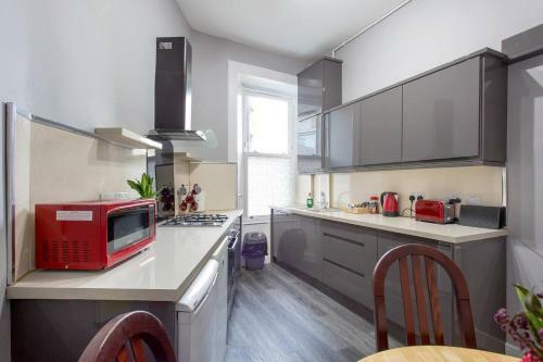Stunning 2-bed Apartment In Central Edinburgh