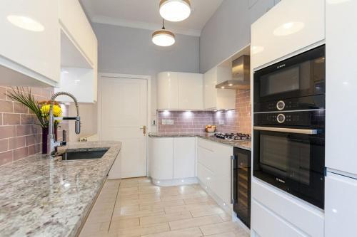 Apartamento Beautifully Modernised New Town Home Sleeps 6