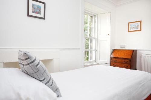Hostal Emmaus Guest House Edinburgh