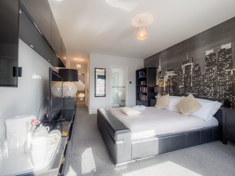 Tlc Exmouth Bed And Breakfast